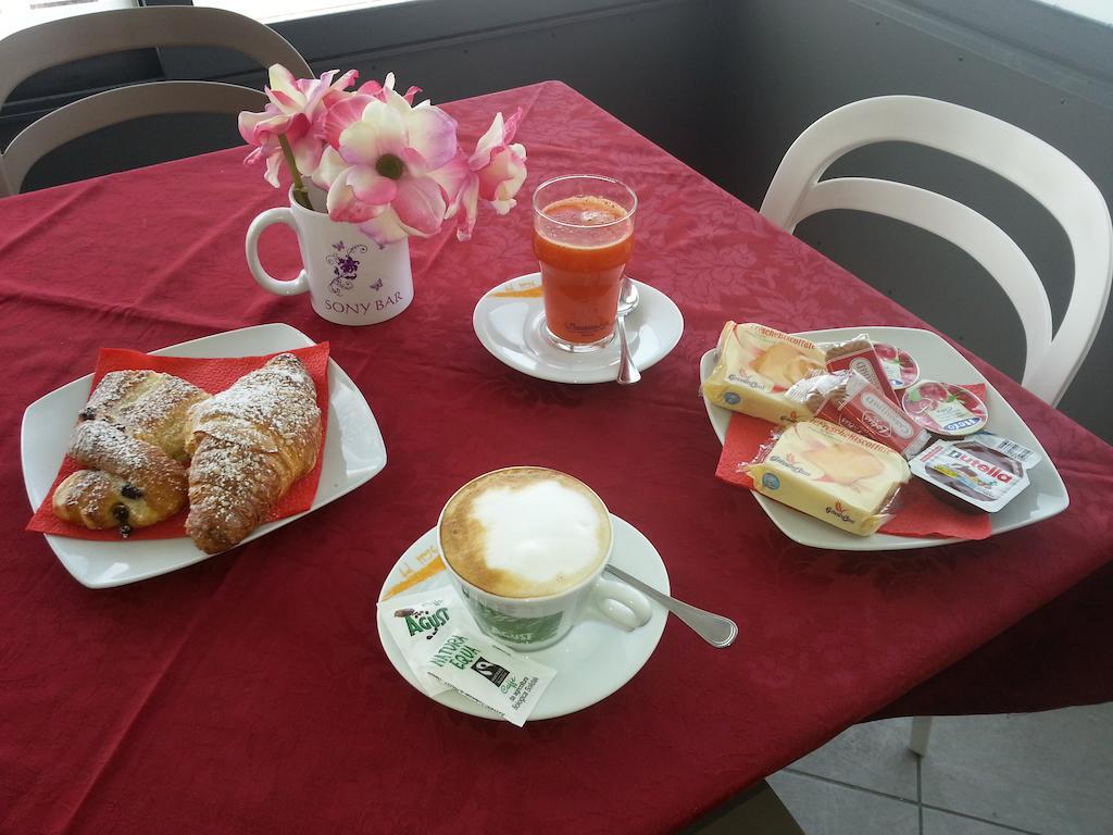 Sony Affittacamere Desenzano del Garda Eksteriør bilde